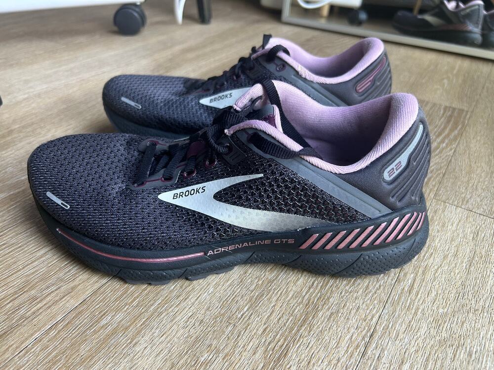 Brooks Adrenaline GTS 22 Women's Running Shoes Black/Purple/Silver comfortable